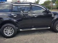 Mitsubishi Montero 2013 and Toyota LC 200 2018 For Sale 