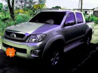 2011 Toyota Hilux G FOR SALE 