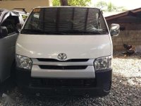 2017 Toyota Hiace 3.0 Commuter manual