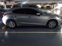 2016 Mazda 3 hb sky-active 1.5 At FOR SALE 