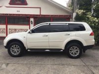 2012MITSUBISHI  Montero Gls V Not 2013 2014 Innova fortuner