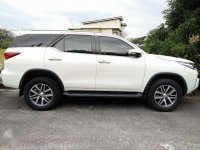 Toyota Fortuner V 2017 Pearl white Automatic ​ For sale