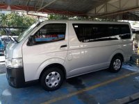 Well-maintained Hiace Commuter 2015 for sale