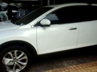 CX9 MAZDA (white) Car