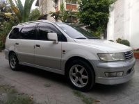 Mitsubishi Grandis 2008 for sale