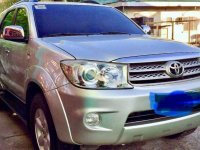 TOYOTA Fortuner G diesel matic super fresh like new acquired 2011