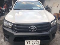 2016 Toyota Hilux 2.4 J Manual White Pick-up