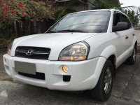 2007 HYUNDAI TUCSON . A-T . fresh . all power . nice and clean . cdmp3