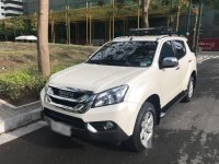 Well-kept Isuzu MU-X 2015 for sale