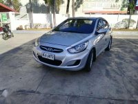 Hyundai Accent 2015 cvt gas 1.4 automatic top of the line.