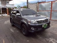 Toyota Fortuner v 4x2 AT 2014 model