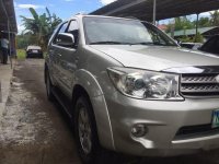 Well-maintained Toyota Fortuner 2010 G for sale