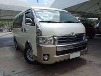 CASA 2015 Toyota Hiace Super Grandia DSL AT 2T lxv grand starex urvan