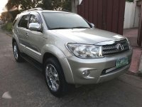 2011 Toyota Fortuner G AT Silver SUV For Sale 