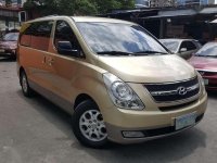 2010 Hyundai Grand Starex Gold Van For Sale 