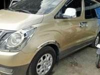 Hyundai Grand Starex GOLD 2010 For Sale 