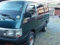 2005 Toyota Hi ace super custom van FOR SALE