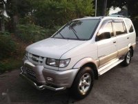 Isuzu Crosswind XUV 2004 suv diesel innova avanza pajero crv adventure