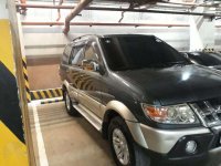 Isuzu Crosswind XUV 2010 not Revo Innova Adventure