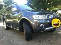 2013 MITSUBISHI MONTERO 4X4 MANUAL DIESEL