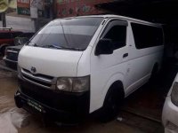 2005 Toyota Hiace commuter for sale