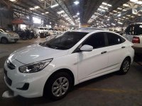 2017 Hyundai Accent 1.4GL White MT Gas​ For sale 