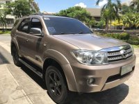 2010 TOYOTA Fortuner 4x2 diesel for sale