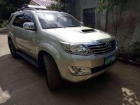 Toyota Fortuner V 2014 Top of the line