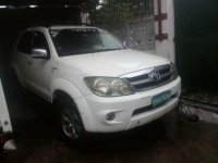 Toyota Fortuner G Matic Gas 1st Owner 2006 For Sale 