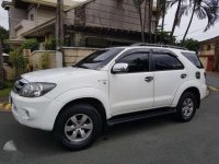 Toyota Fortuner 2.7 G AT 2008 White For Sale 