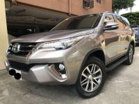 2017 Toyota Fortuner V AT 1st owned casa maintained
