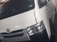 2017 Hiace Commuter manual white FOR SALE