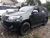 Toyota Fortuner G 2012 Black SUV For Sale 