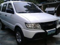 Well-maintained Isuzu Crosswind 2013 XL MT for sale