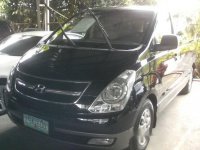 Well-kept Hyundai Grand Starex 2009 GOLD AT for sale