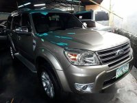 Well-kept Ford Everest 2012 AT for sale