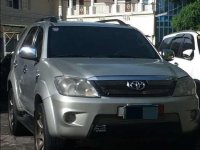 Toyota Fortuner G 2005 AT Silver For Sale 