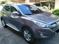 For Sale 2011 Hyundai Tucson Gasoline 2.0 fuel efficient