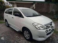 2012 toyota innova j white for sale 