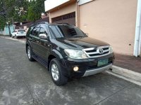 Toyota Fortuner 2005 gas automatic For Sale 