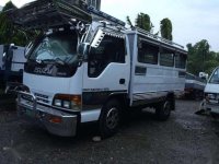 Like new Isuzu Elf for sale