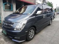 Hyundai Starex 2009 Gray Van For Sale 