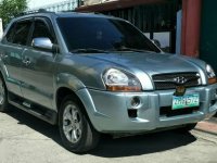 Hyundai Tucson 2008 crdi diesel automatic crosswind honda crv innova