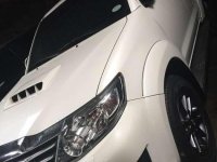 2016 Fortuner V automatic pearl white