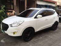 2010 Hyundai Tucson White For Sale 