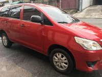 2012 Toyota Innova e gas matic