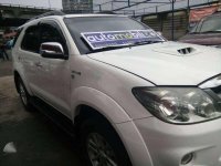 Toyota Fortuner V Diesel AT White For Sale 