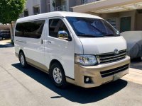 2013 Toyota Hi ace Super Grandia