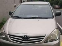 2011 Toyota Innova E for sale 