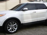 2012 FORD Explorer 4x4 with Sunroof